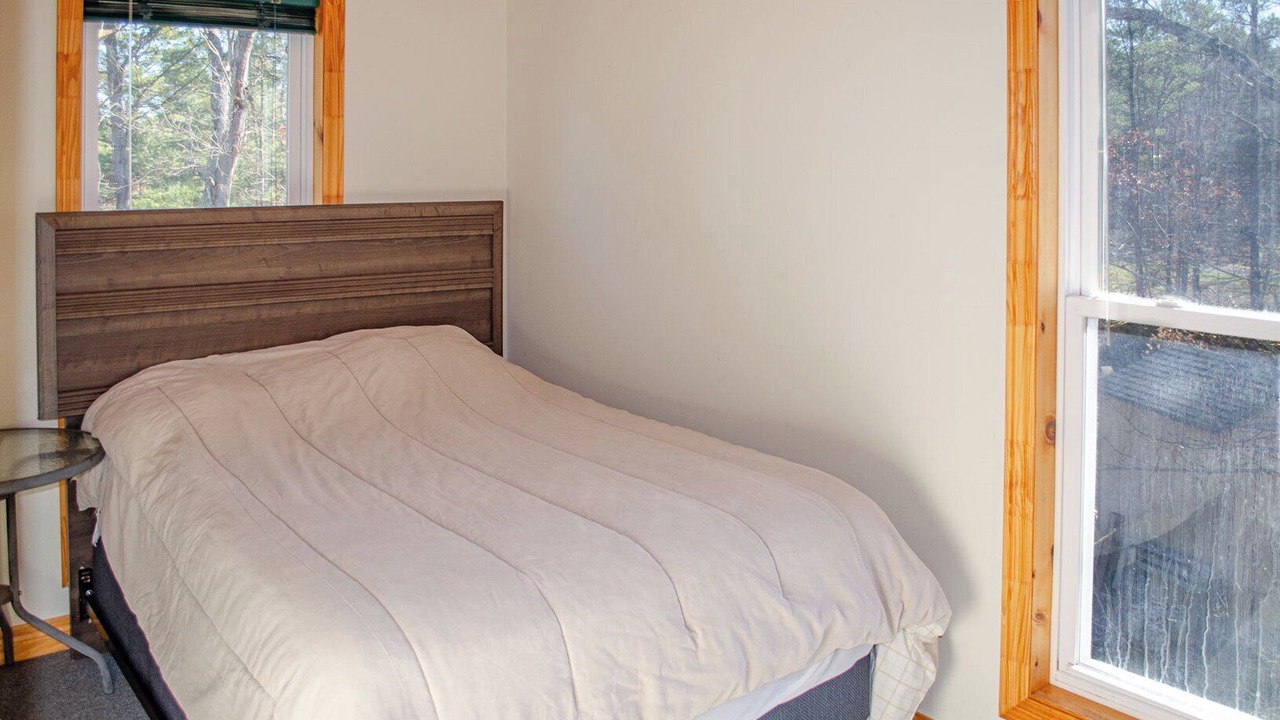 Photo of Bedroom in Trent Lakes