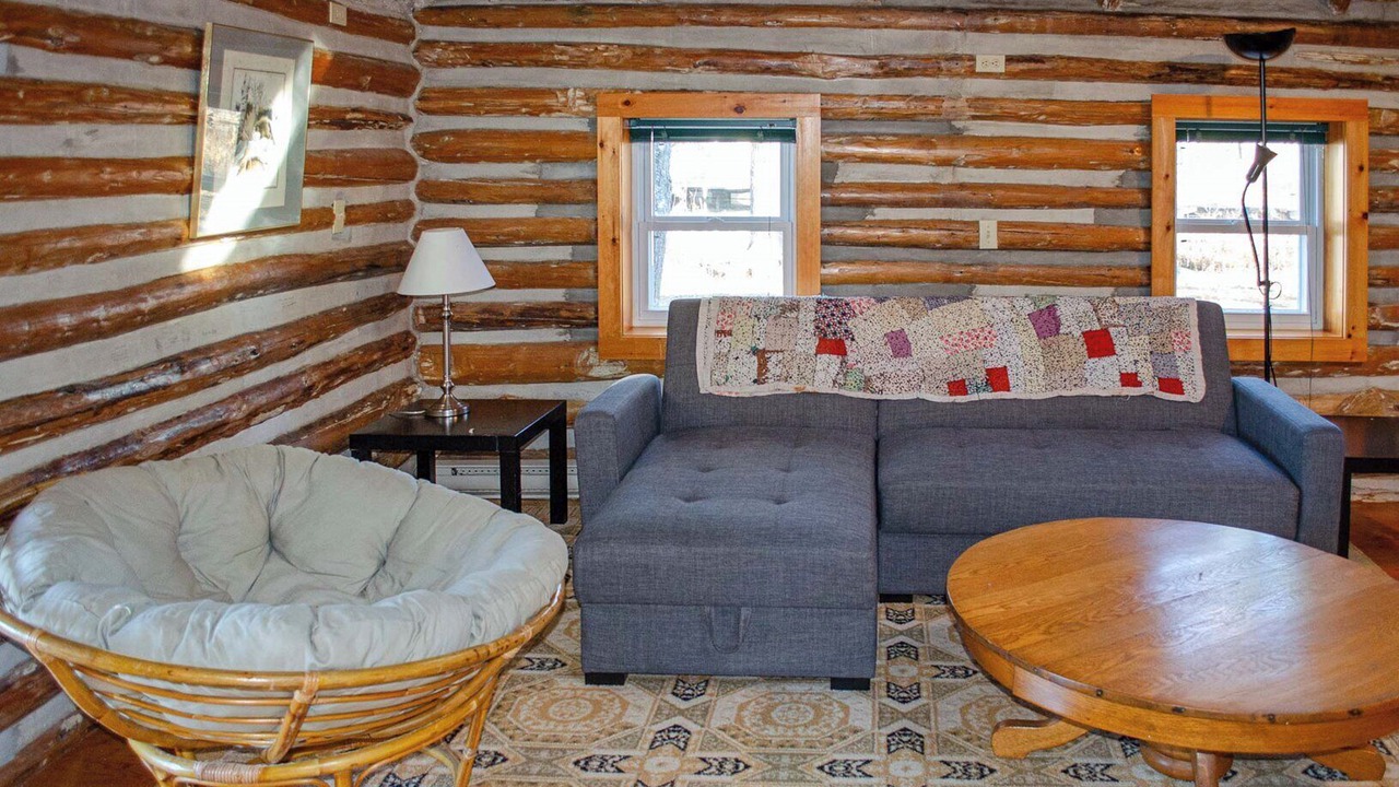 Photo of Livingroom in Trent Lakes
