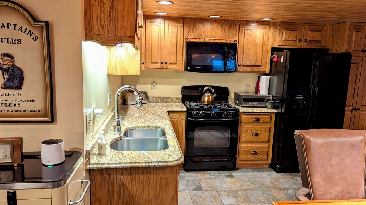 Photo of Kitchen in Walker