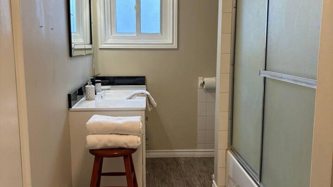 Photo of Bathroom in Tobermory