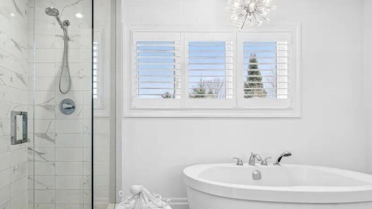 Photo of Bathroom in York Regional Municipality