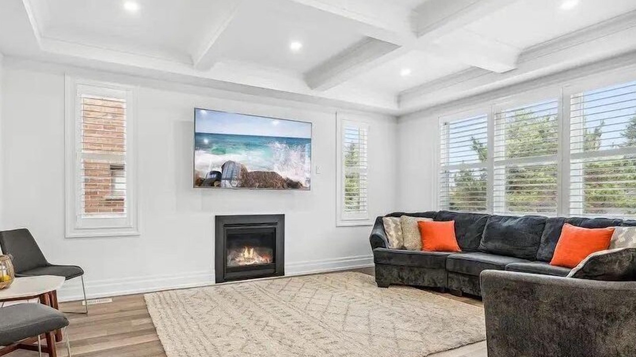 Photo of Livingroom in York Regional Municipality