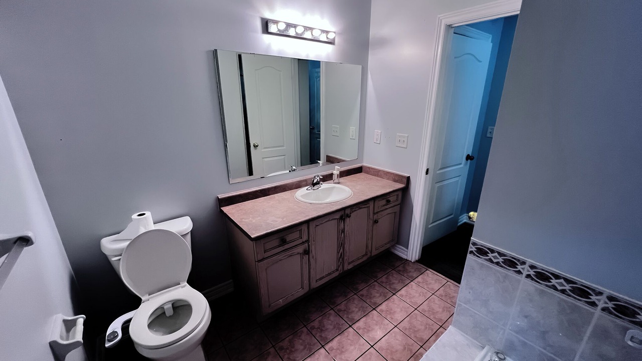 Photo of Bathroom in Meadowvale Village