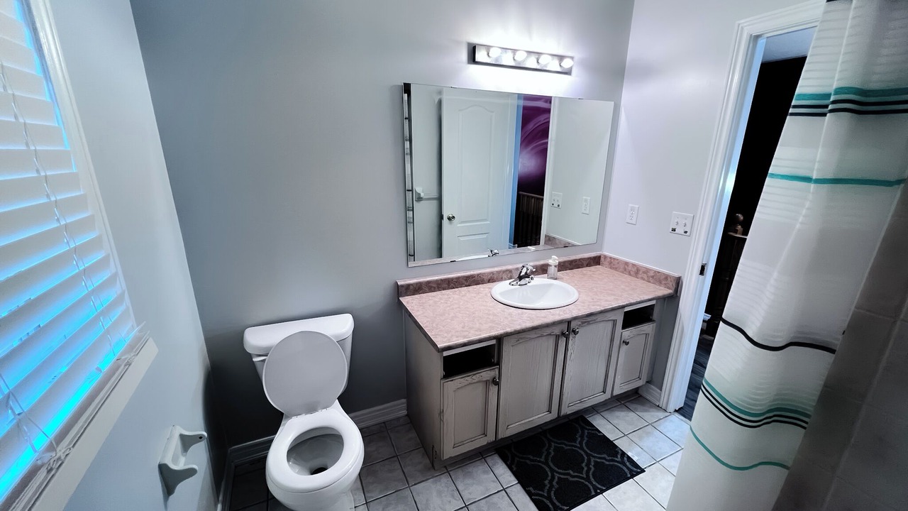 Photo of Bathroom in Meadowvale Village