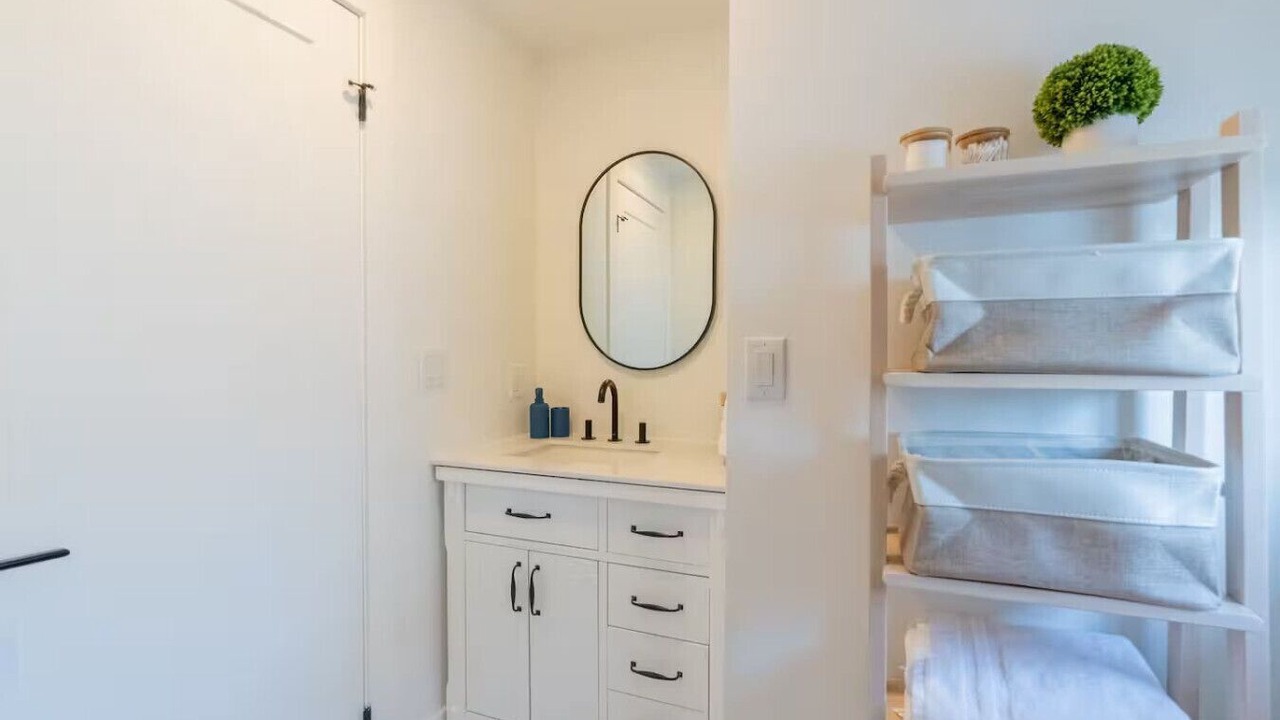 Photo of Bathroom in Grand Bend