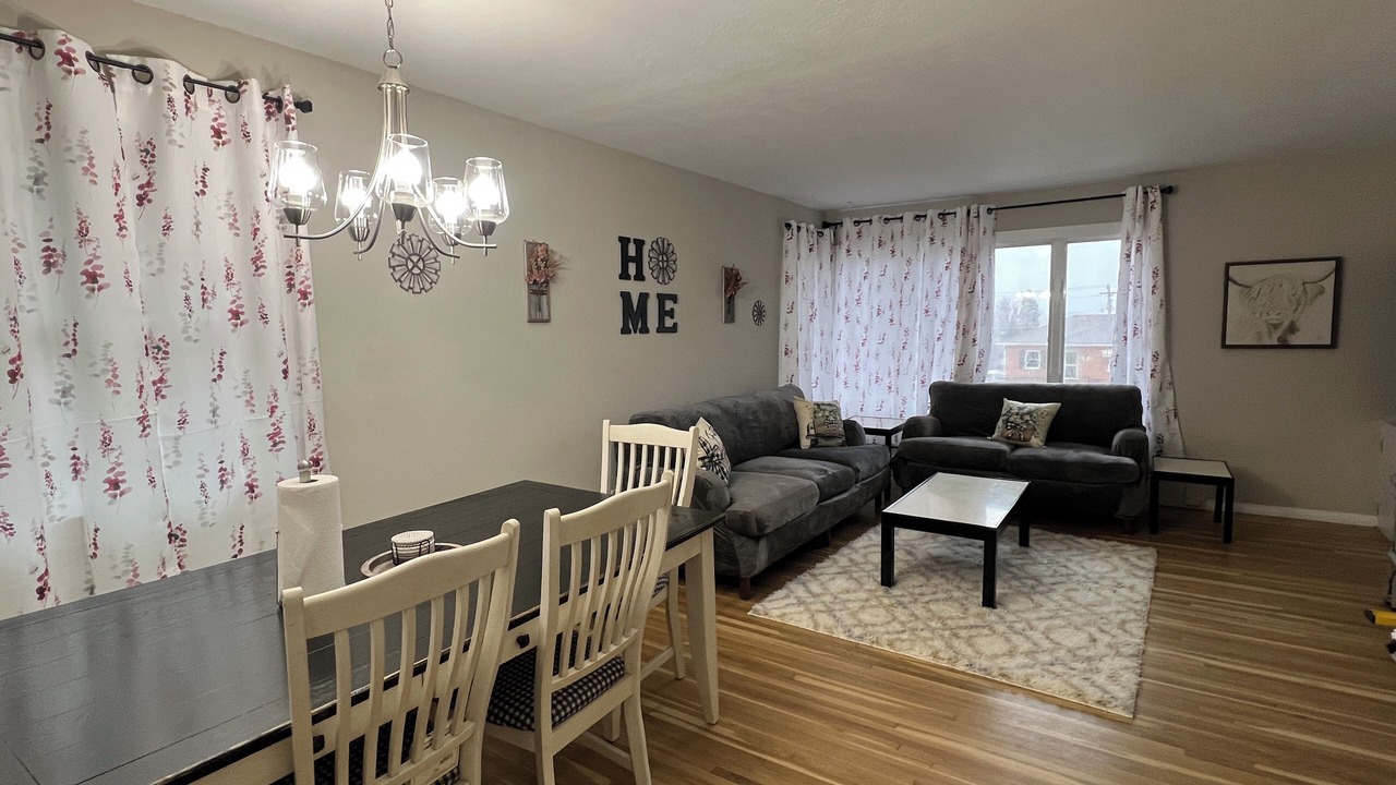 Photo of Livingroom in Gilbert