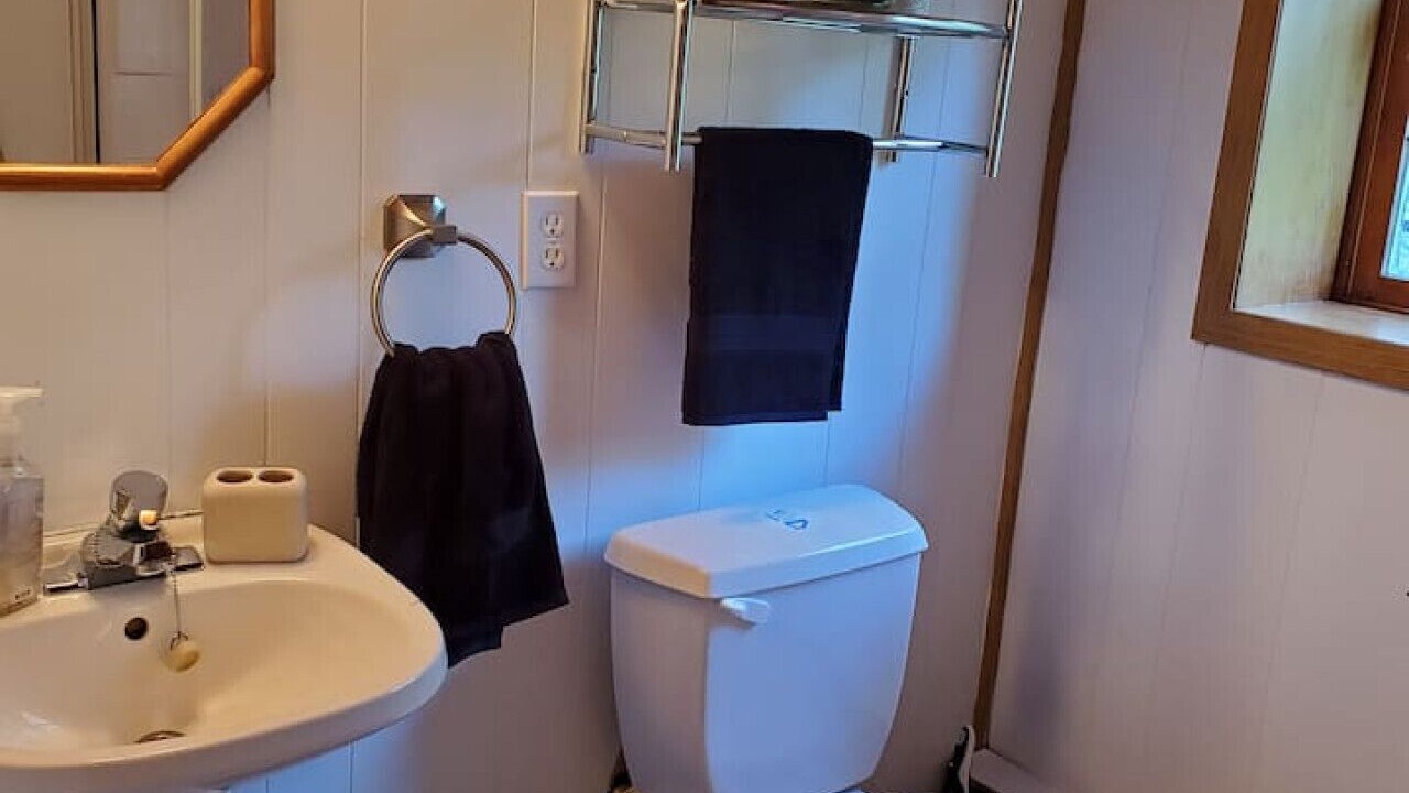 Photo of Bathroom in Douro-Dummer