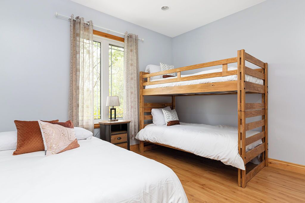 Photo of Bedroom in Bracebridge