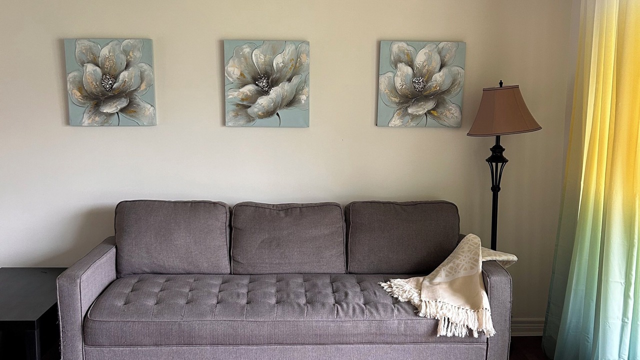 Photo of Livingroom in Richmond Hill