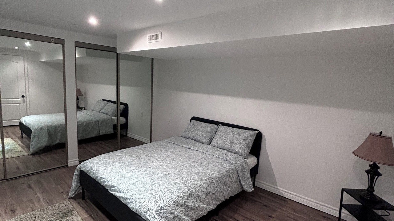 Photo of Bedroom in Richmond Hill