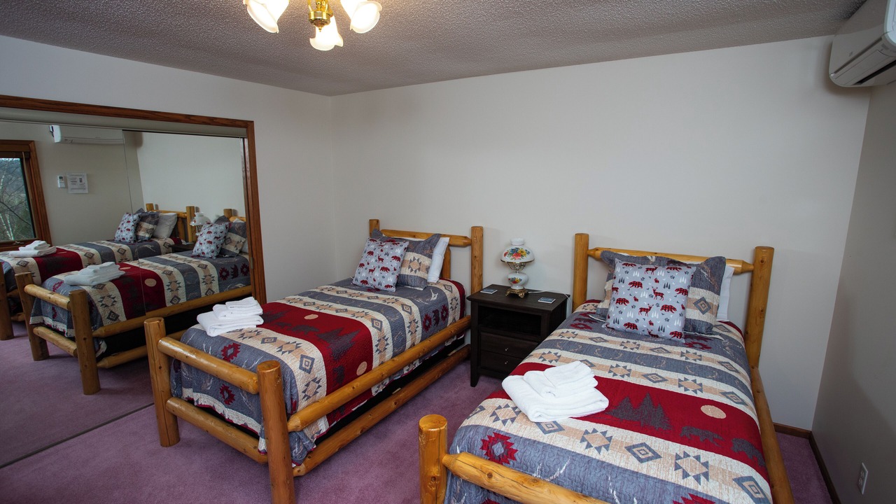Photo of Bedroom in Two Harbors
