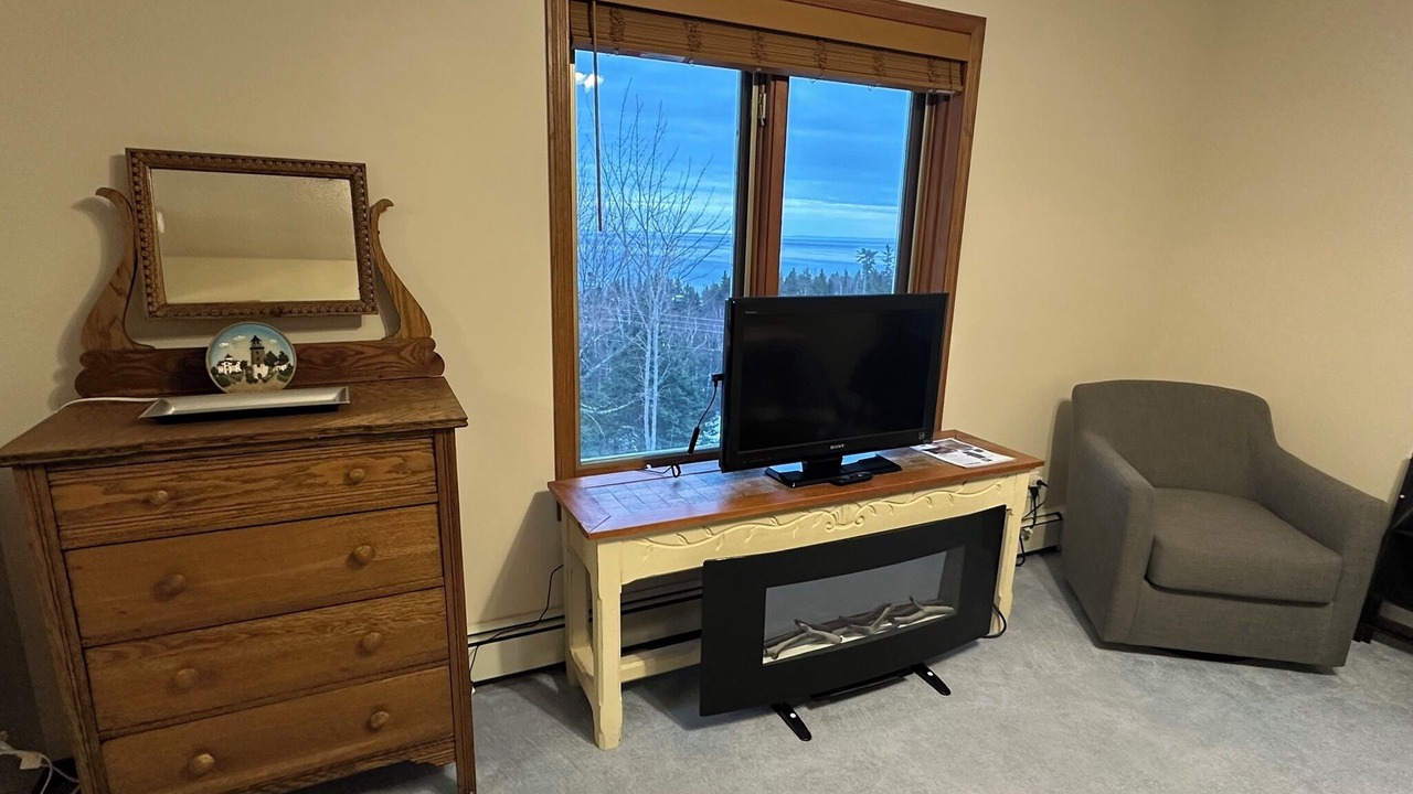 Photo of Livingroom in Two Harbors
