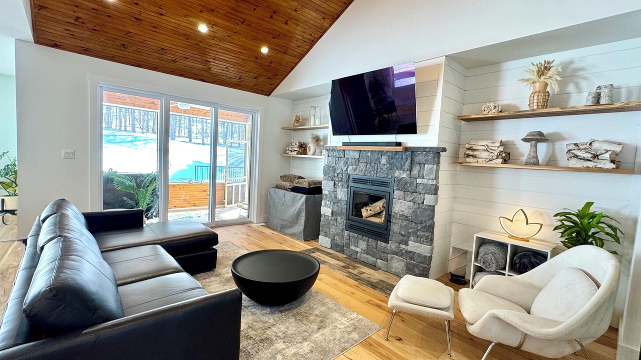 Photo of Livingroom in Huntsville