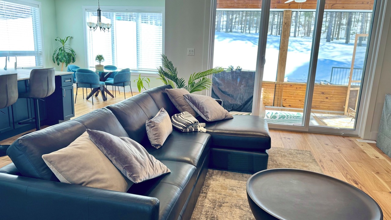 Photo of Livingroom in Huntsville