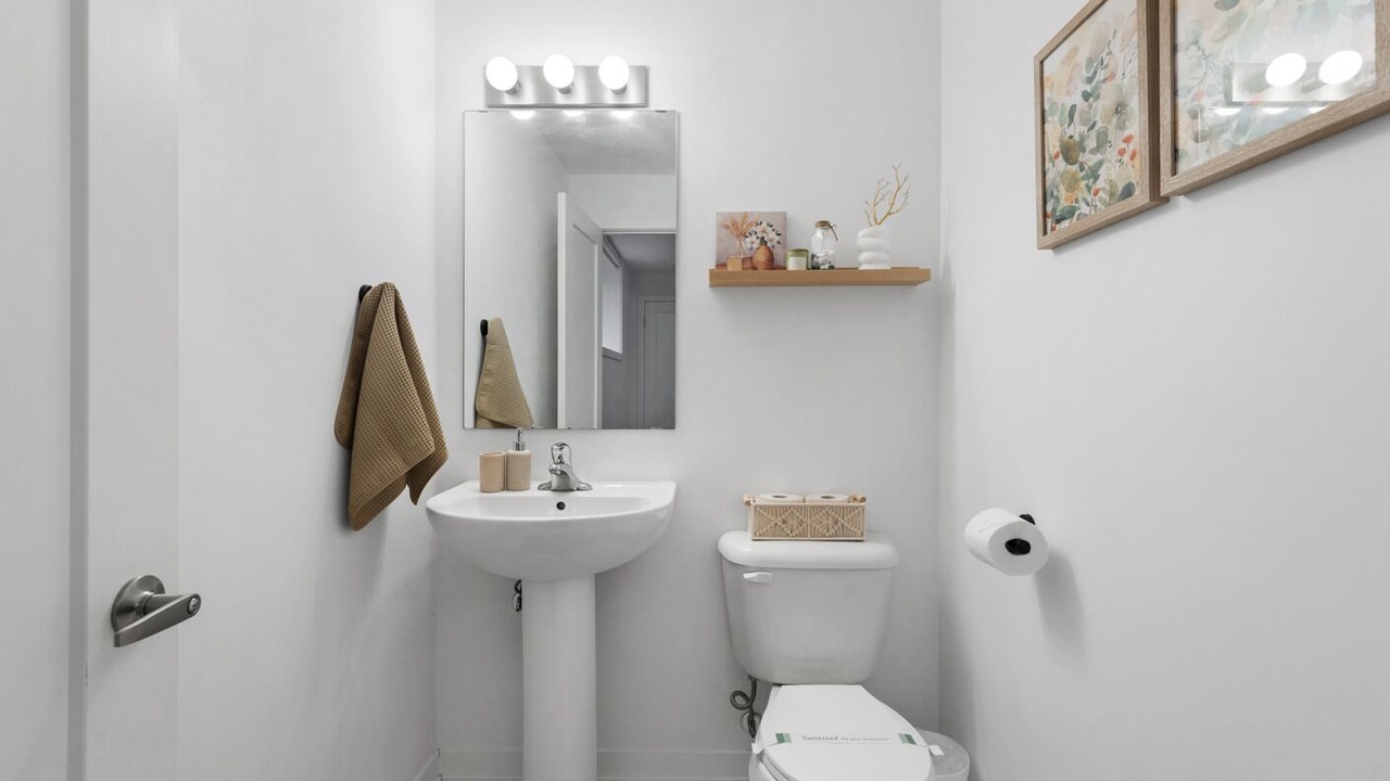 Photo of Bathroom in Louth