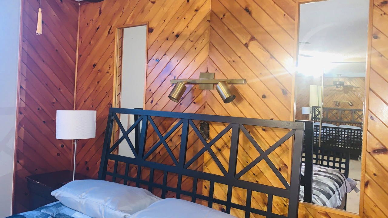 Photo of Bedroom in Ajax