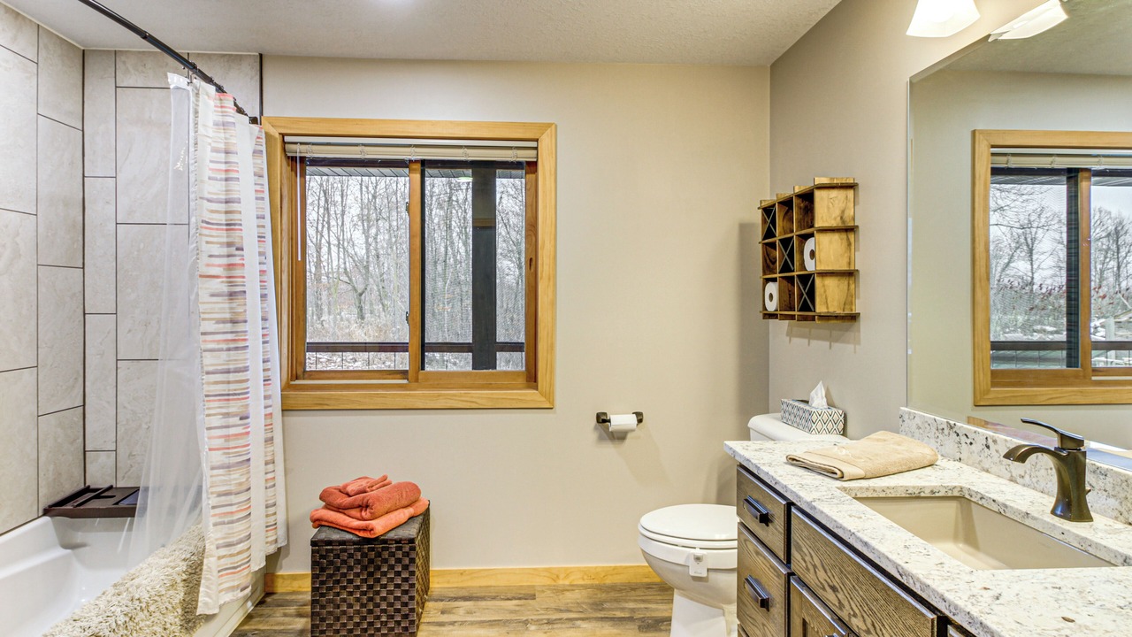 Photo of Bathroom in Brook Park