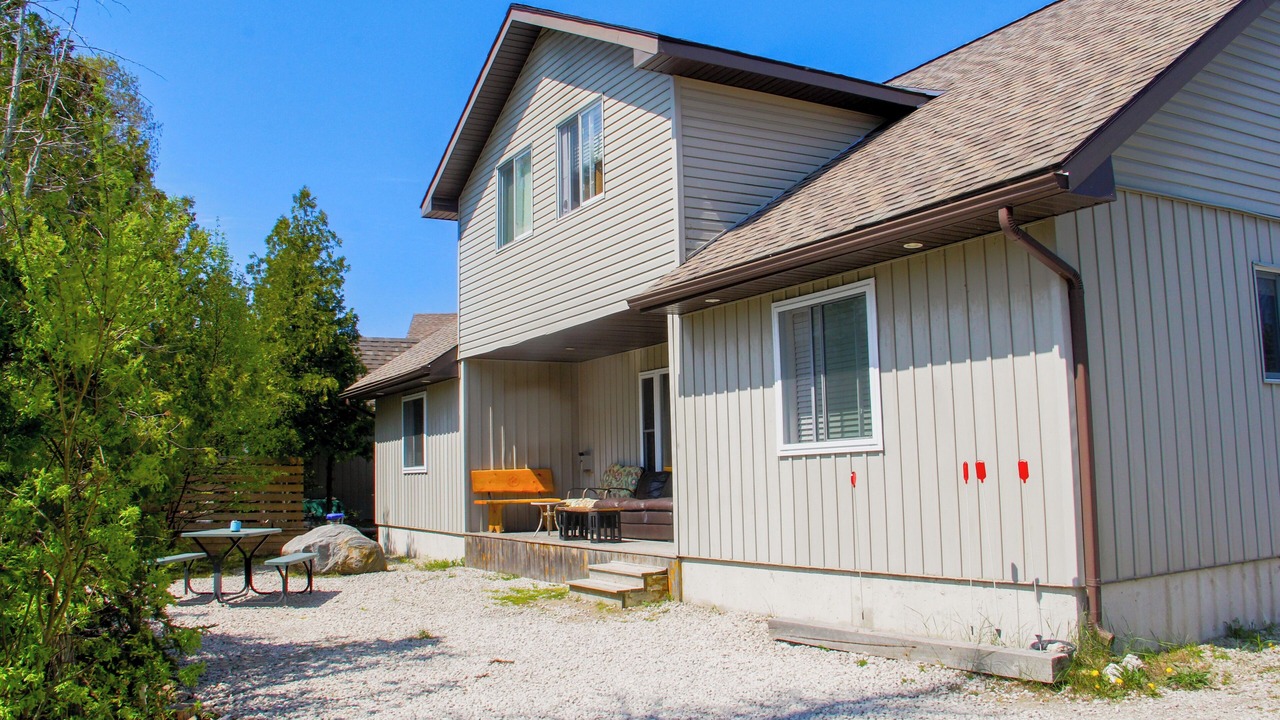Photo of Patio Balcony in Miller Lake