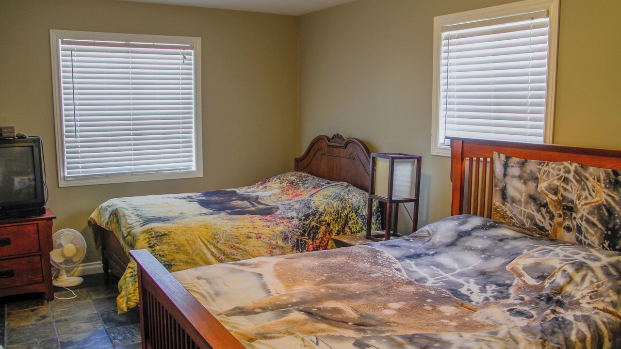 Photo of Bedroom in Miller Lake