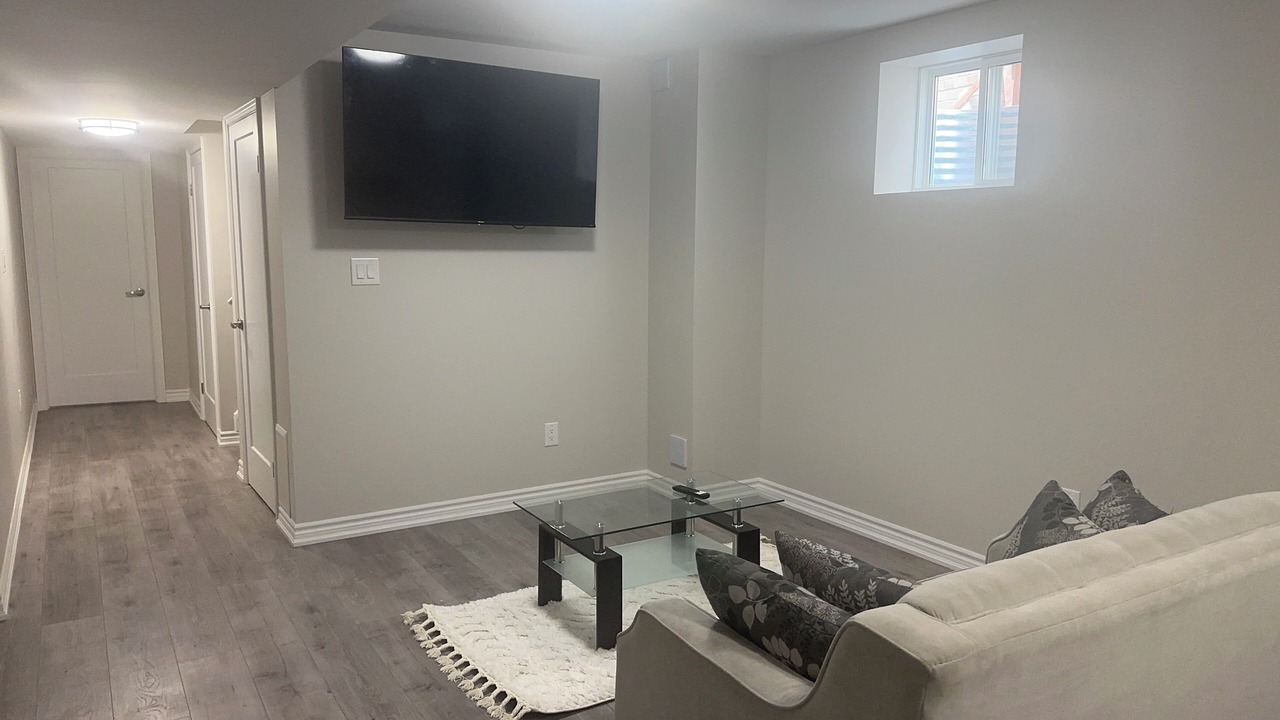 Photo of Livingroom in Durham Region