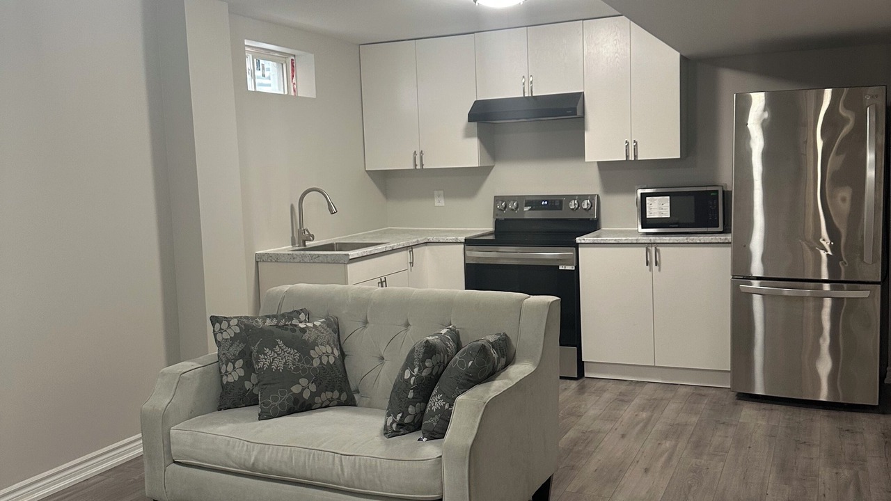 Photo of Livingroom in Durham Region