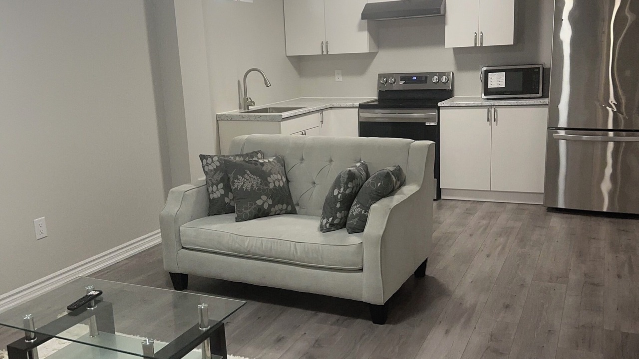 Photo of Livingroom in Durham Region