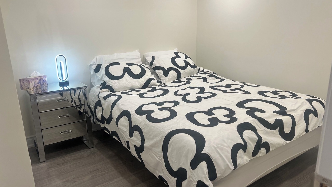 Photo of Bedroom in East Gwillimbury