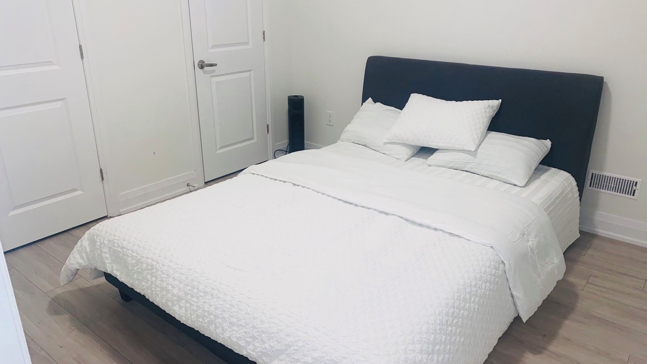 Photo of Bedroom in Oakville