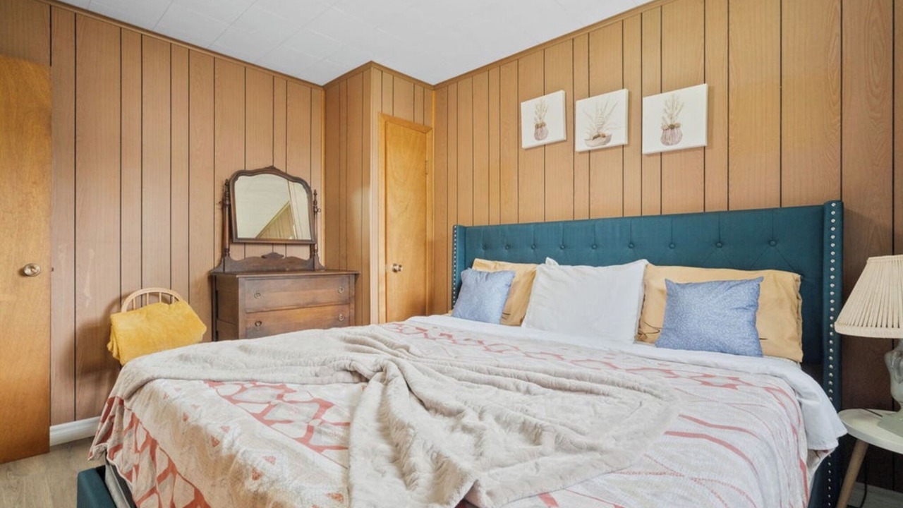 Photo of Bedroom in Coboconk