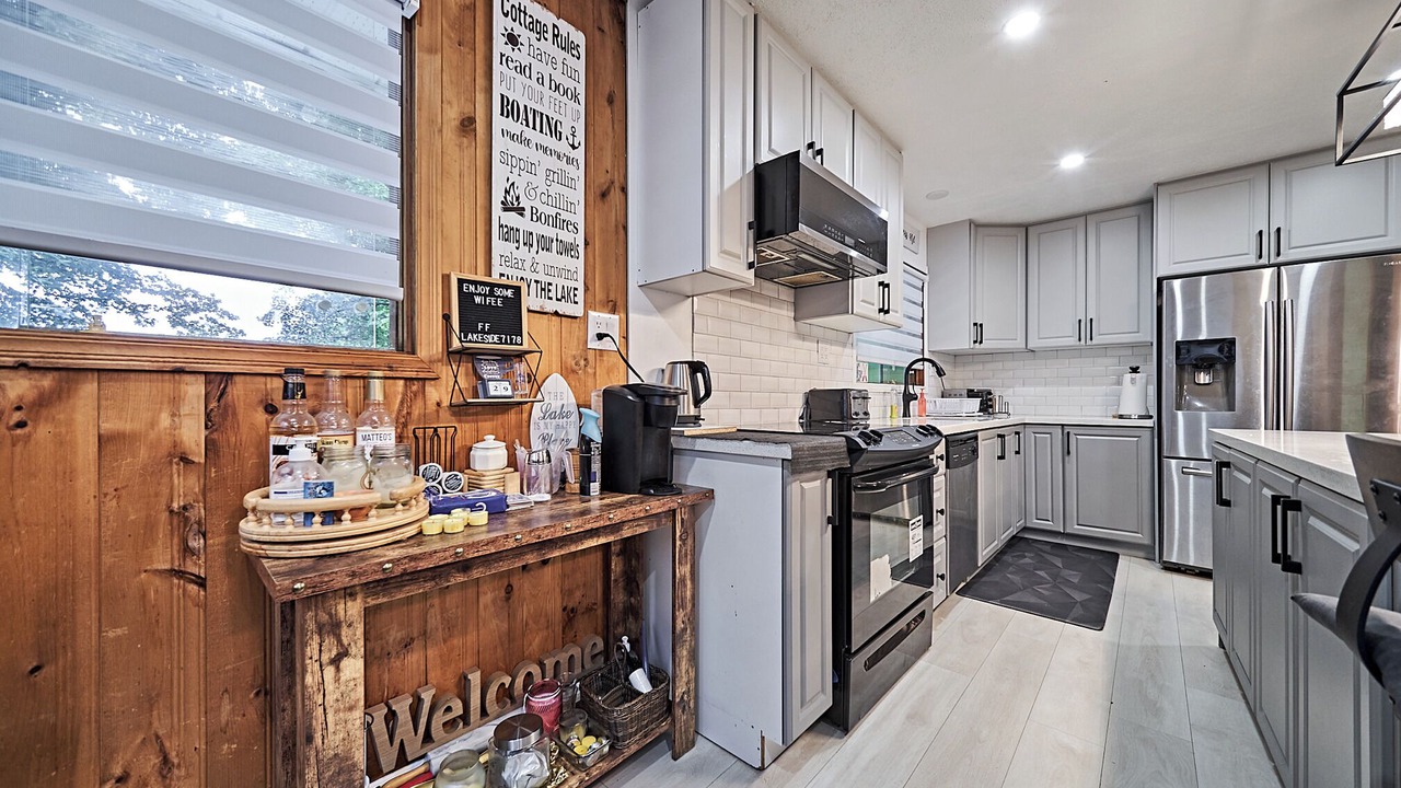 Photo of Kitchen in Coboconk