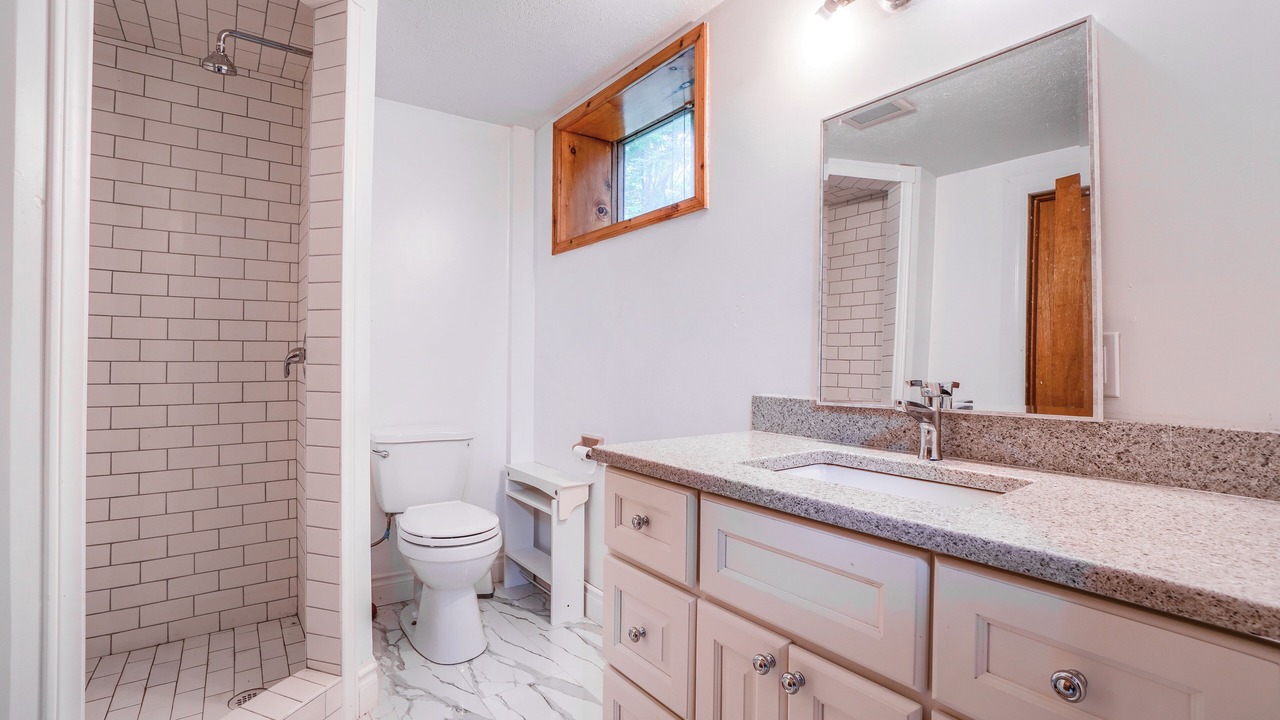 Photo of Bathroom in Coboconk