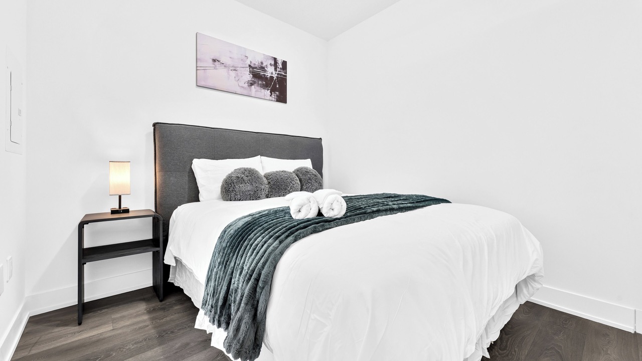 Photo of Bedroom in Mississauga Valleys