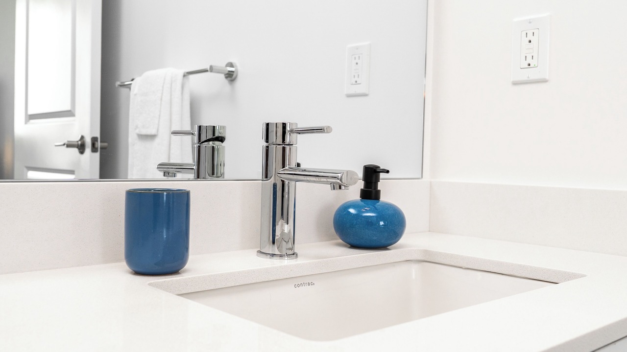 Photo of Bathroom in Mississauga Valleys