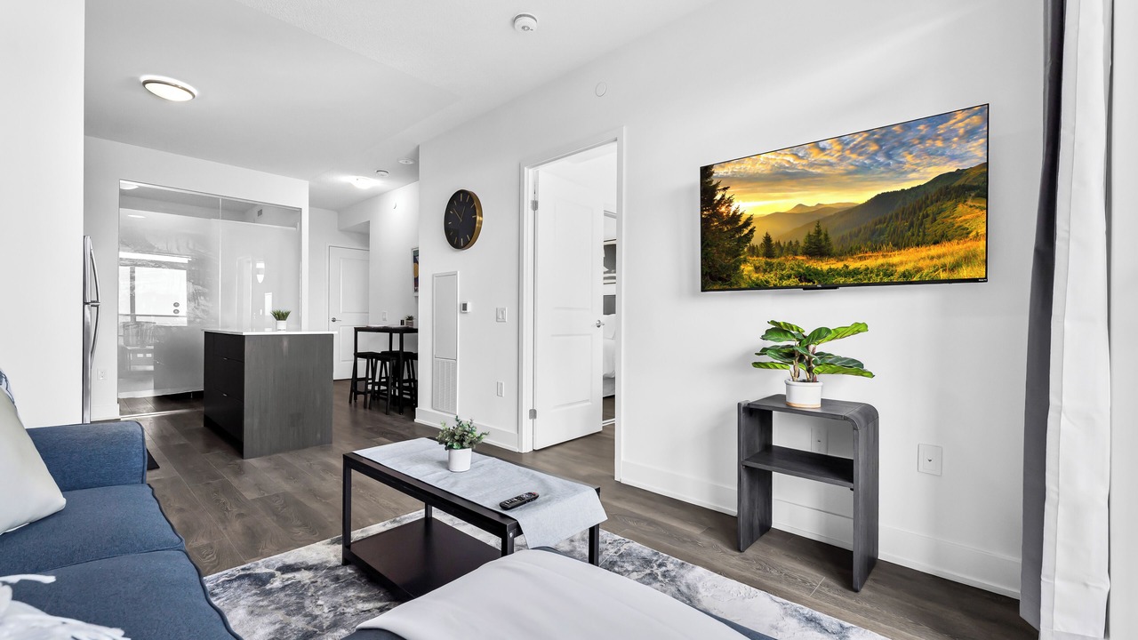 Photo of Livingroom in Mississauga Valleys