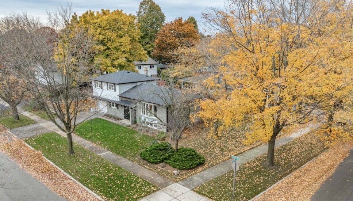 Photo of Outdoor in Oakville