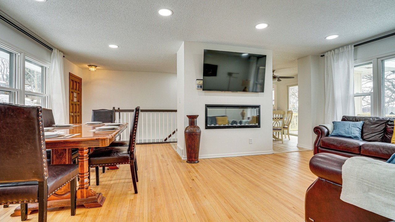 Photo of Livingroom in Maple Grove