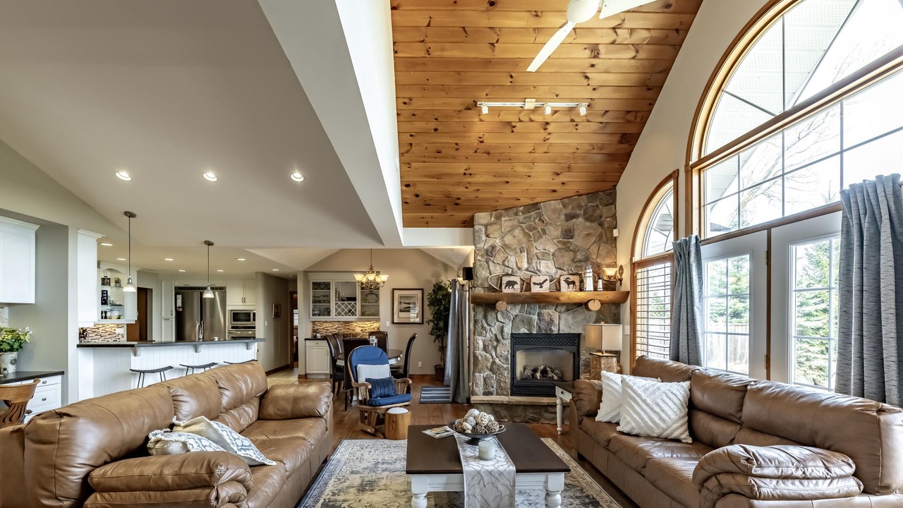 Photo of Livingroom in Meaford