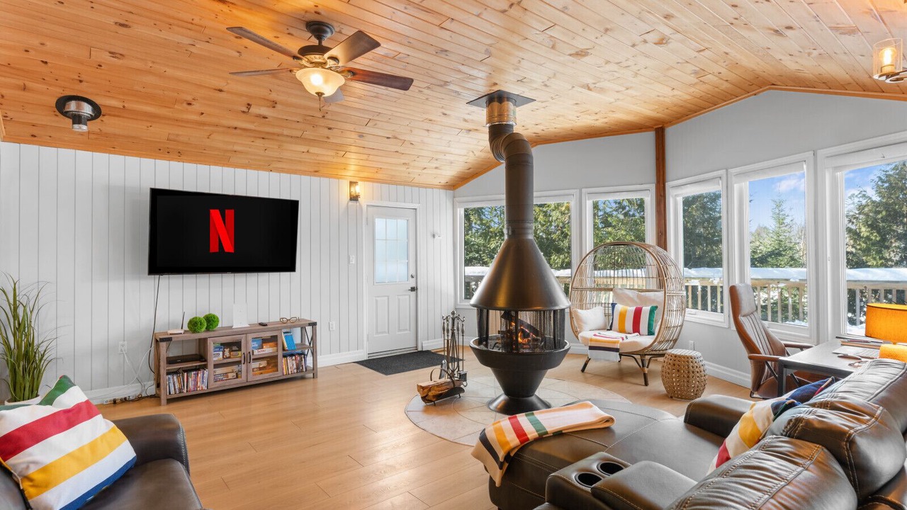 Photo of Livingroom in Faraday