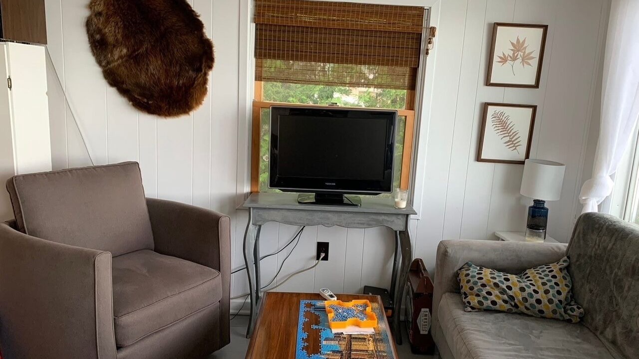 Photo of Livingroom in Leeds and the Thousand Islands