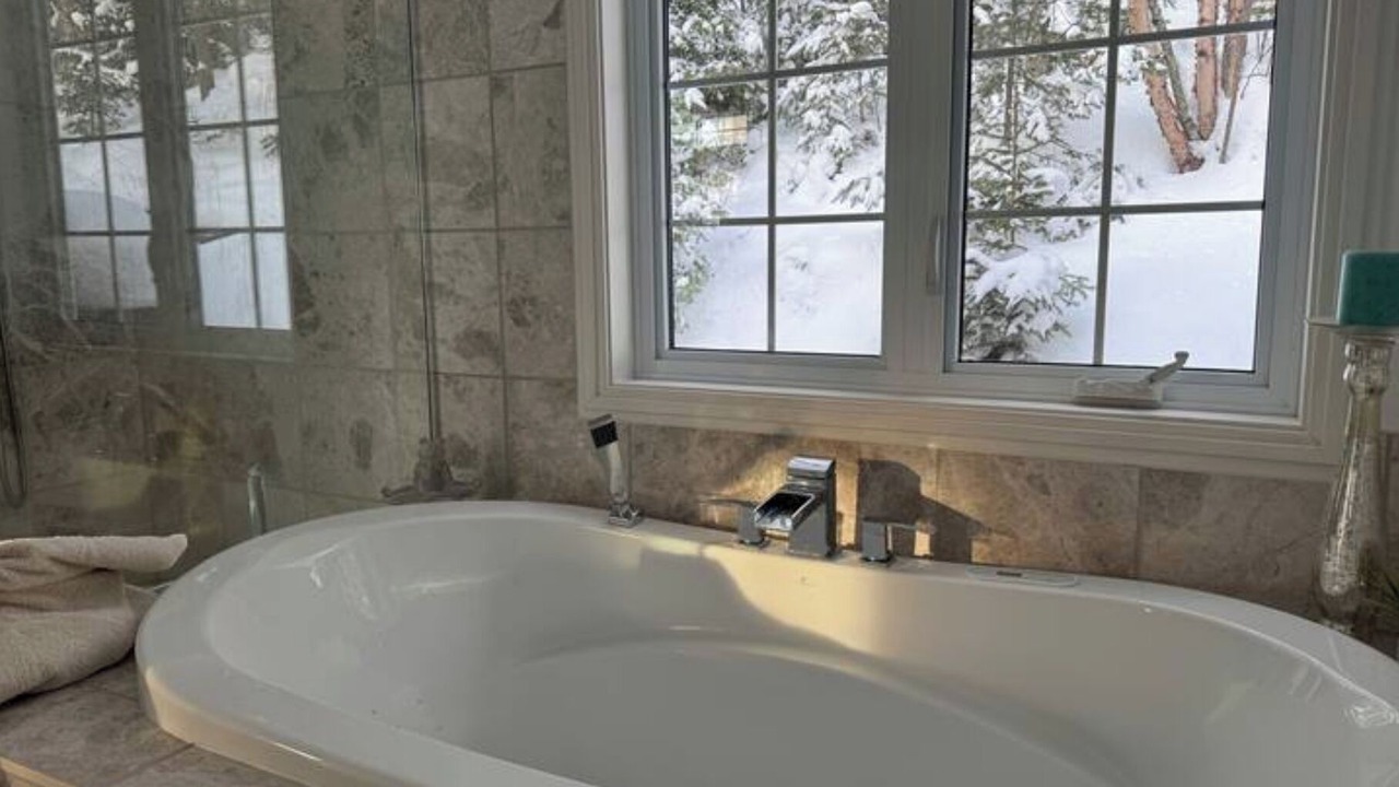 Photo of Bathroom in Rossport
