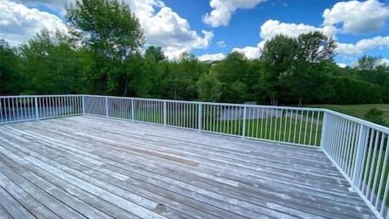 Photo of Patio Balcony in Port Stanton