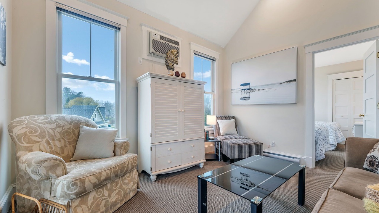 Photo of Livingroom in Cherry Valley