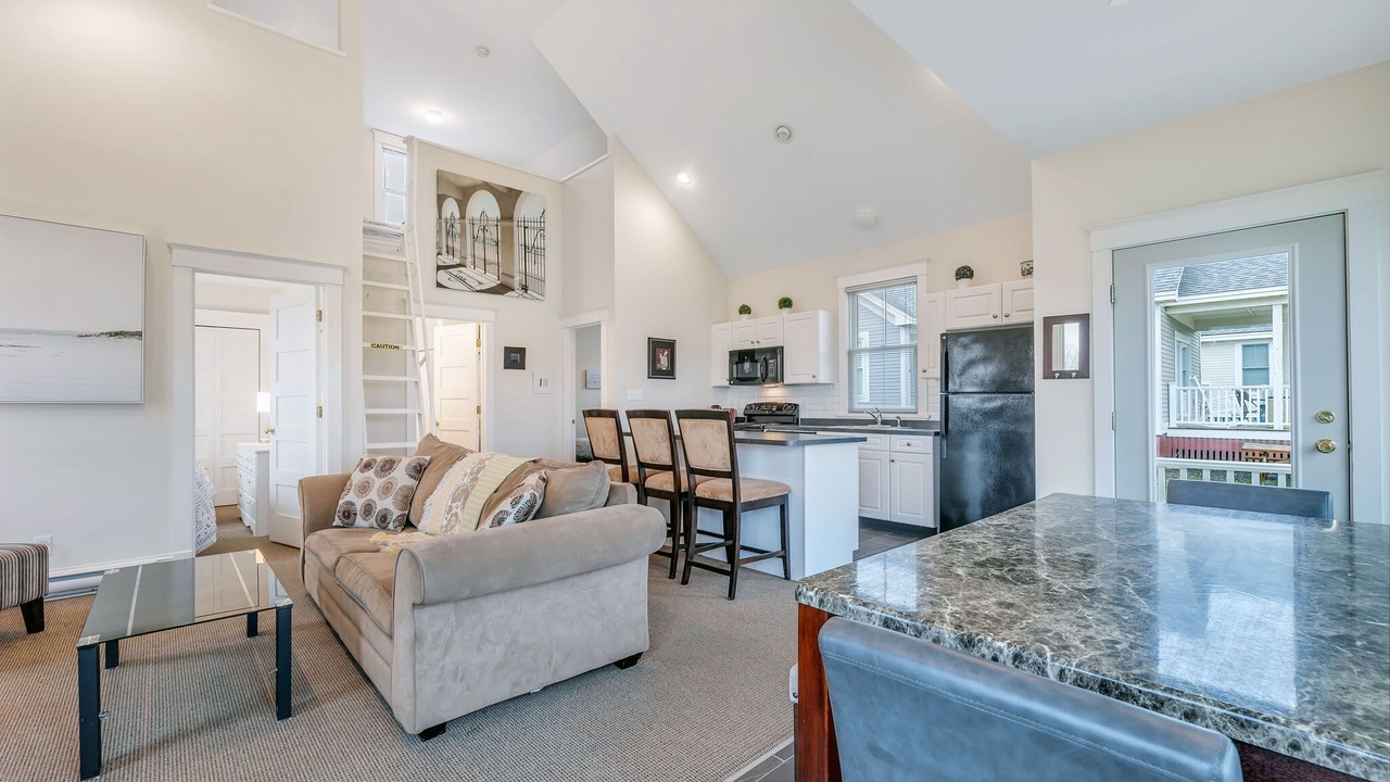 Photo of Livingroom in Cherry Valley