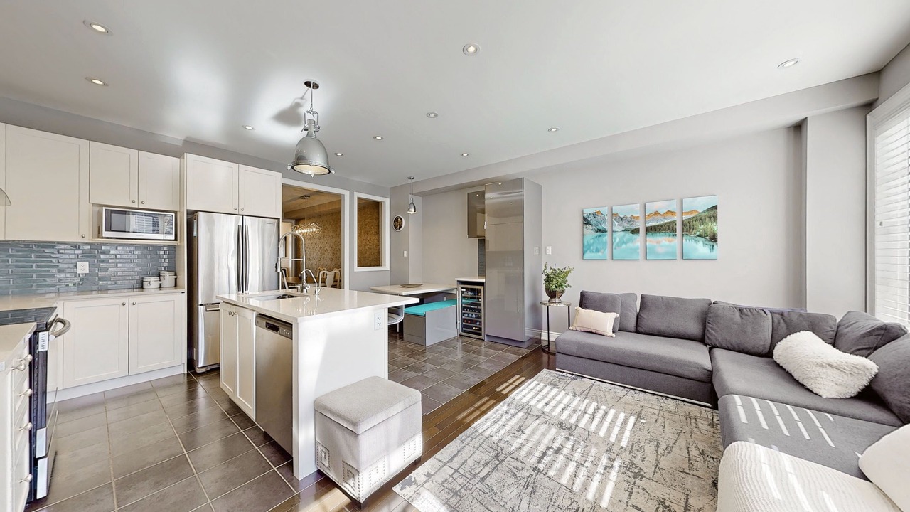 Photo of Livingroom in Vaughan