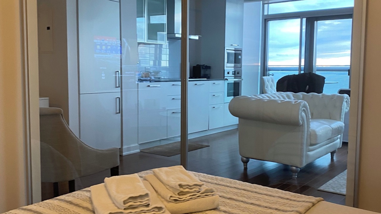 Photo of Bedroom in Financial District