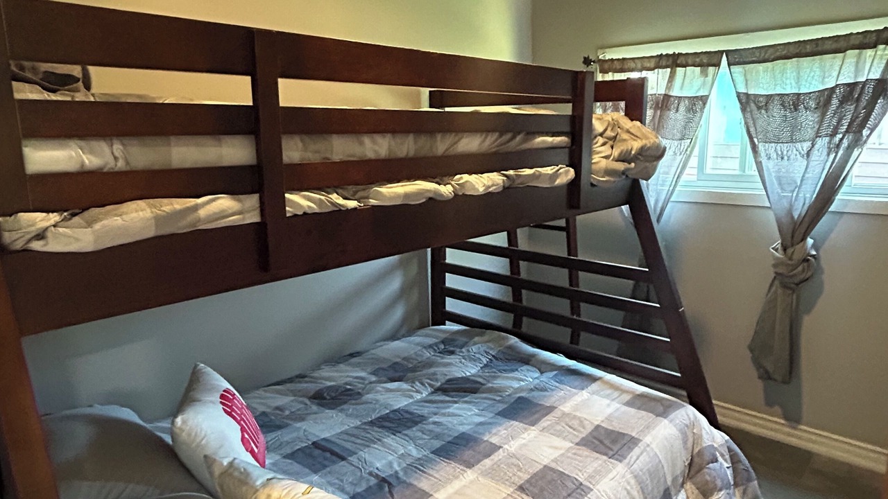 Photo of Bedroom in Port Dover