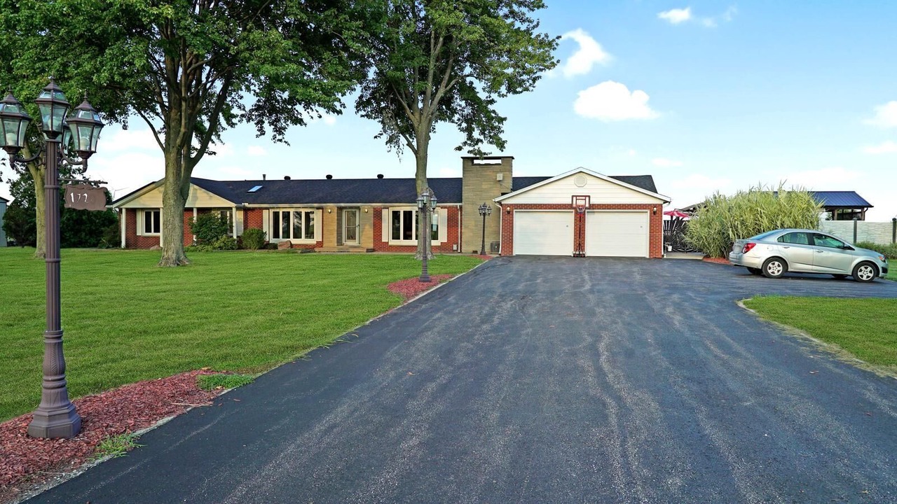 Photo of Outdoor in Lakeshore