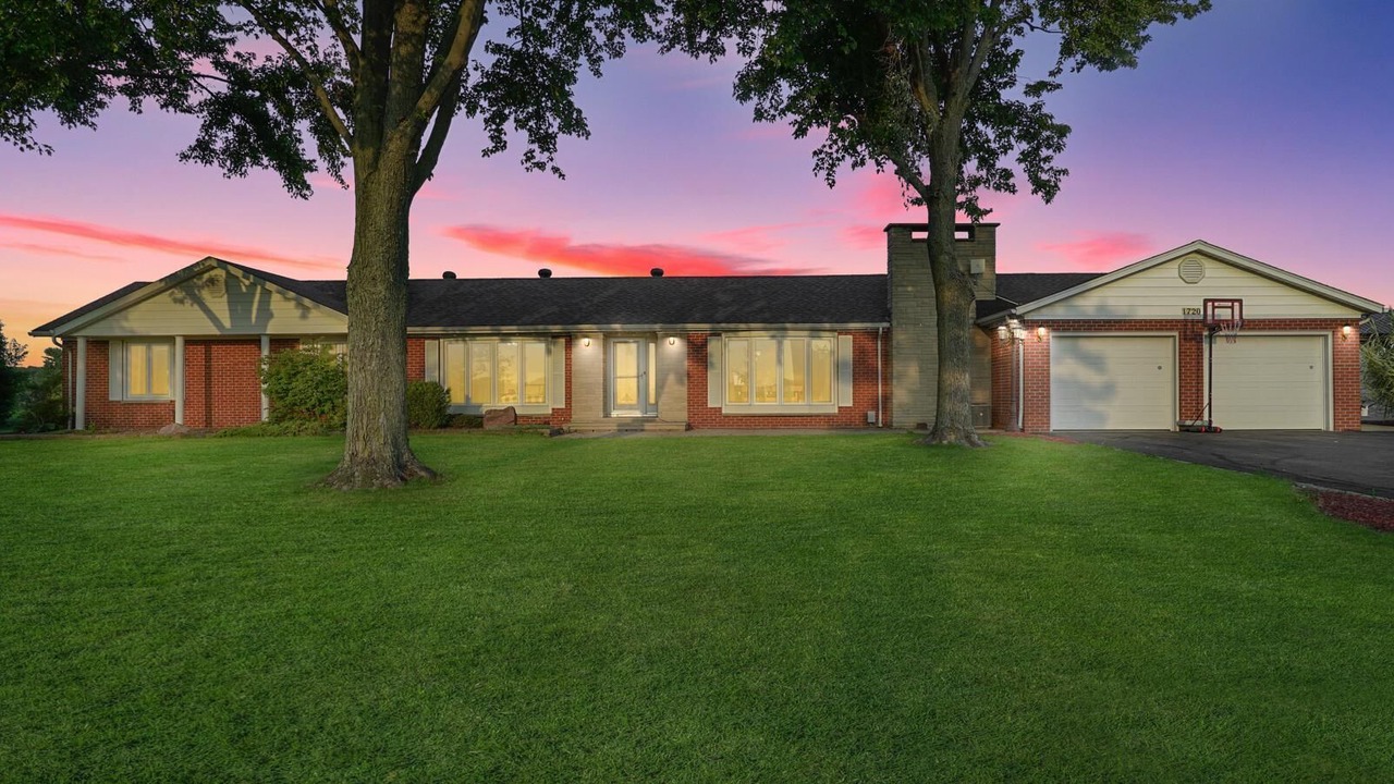 Photo of Outdoor in Lakeshore