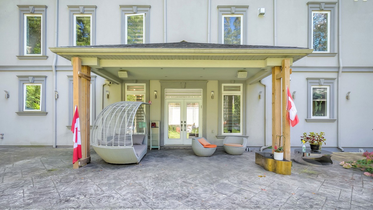 Photo of Patio Balcony in King City