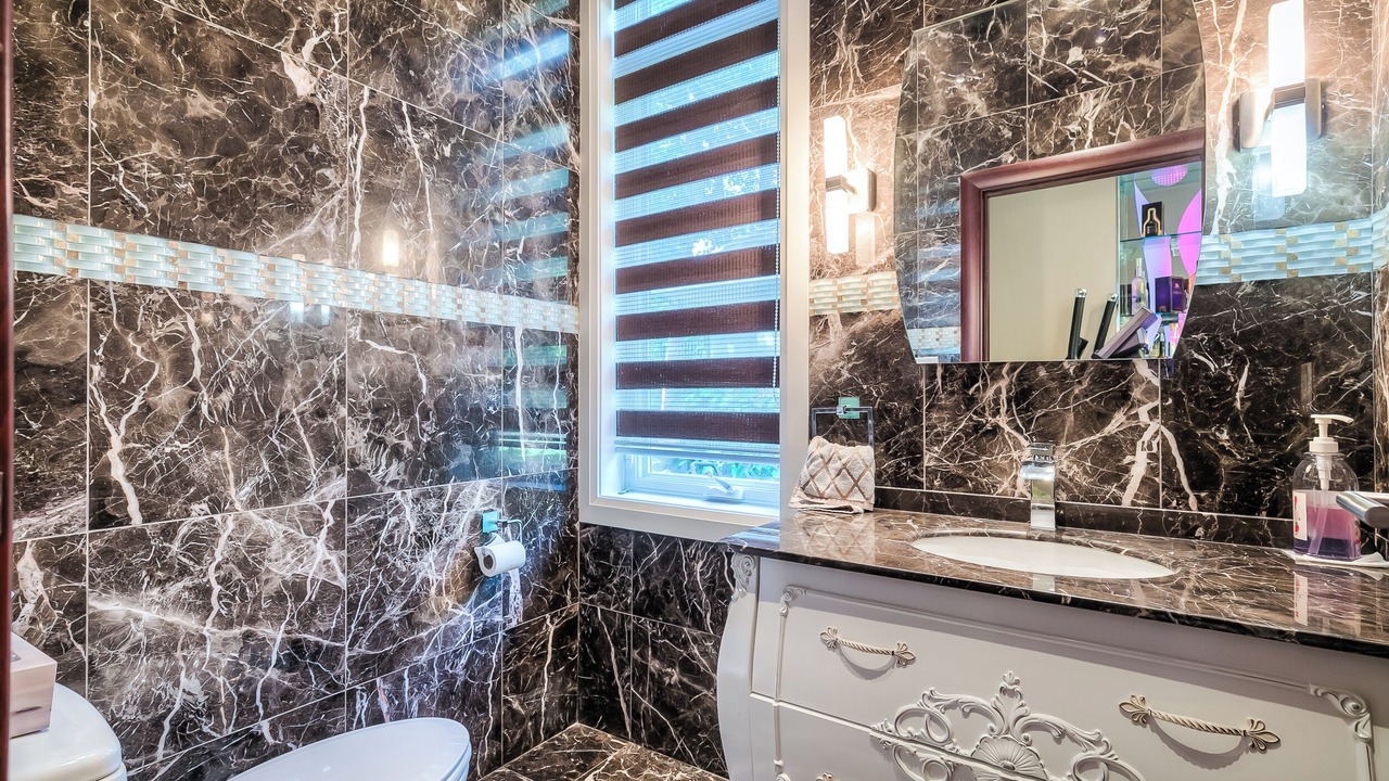 Photo of Bathroom in King City